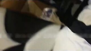 KTV美女公主竟在KTV包房内骑坐鸡巴上干我不过瘾拉到宾馆