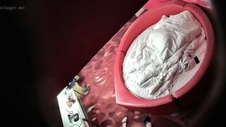 【极品360】私享台❤浪漫红心圆床 劲爆后入怼操情趣极品长腿美少女 主动骑乘耸动 画面超震撼 高清1080P原版