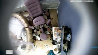 情趣酒店独特视角偷拍身材超好的漂亮美女和男友啪啪啪-