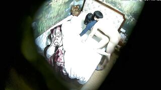 情趣酒店私享台摄像头偷拍工厂质检员周末和老公不在身边的厂妹少妇钟点房开房偷情