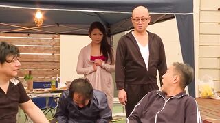 皆で助け合わないと成り立たない小さな会社