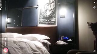 网约高贵气质美少妇多种体位爆操骚货呻吟着说爽不爽水都被你搞出来了老司机都知道少妇最好玩征服感强烈