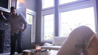 中文字幕 青春漂亮的女儿要去约会醋意大发的继父用自己的鸡巴让她听话老实，浑圆极品欲望身材硬啊1080P高清