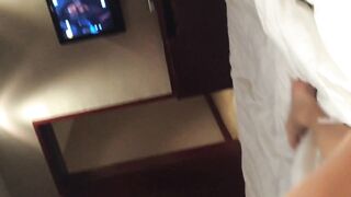 信哥酒店约炮98年的美女幼师粉嫩粉嫩的完美露脸