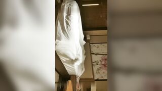 高价网约大奶妹，角度完美插入细节清晰可见，风骚淫荡享受猛男暴插