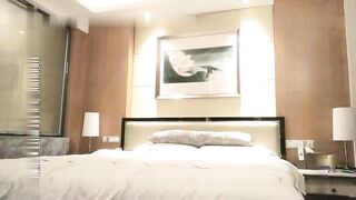 文轩探花带女主播旺仔牛逼糖一起双飞 情趣装口交舔弄