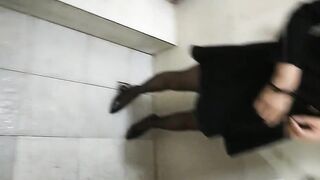 “你值1000嘛就这B样的”对白搞笑钱不到位不给干的高跟黑丝卖肉女最后给800宿舍无套又吹又插叫爸爸淫叫很骚