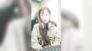 妖艳小骚货【瑶瑶KIYOMI】 超大胆 网吧包房勾搭屌丝男爆操学生妹 全裸无套抽插连干好几炮 高清源码录制 (2)