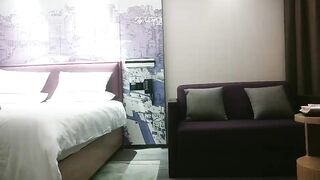 91沈先森深夜场短发全套服务妹子，屁股推背舔菊磨腿，服务完再开始操，手指扣逼上位骑乘猛操