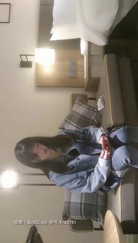 大神经典，外围开拓者，【雀儿满天飞41】呆萌小妹 邻家妹妹的感觉 外表清纯可爱 床上啪啪骚的一逼 淫语乱叫 激情荡漾，超清1080P修复版