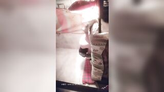 玩遍全国炮区嫖鸡不戴套3月22搞了两个好货色一个是在饭店帮忙的半个良家少妇内射一个是戴眼镜的学生妹儿