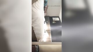 近期最淫荡，没有之一，【文轩探花】第二场，酸奶倒鲍鱼，自慰，黑丝，骚货花样真多，淫荡指数首屈一指，必看好片