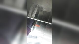 【91李公子探花】，深夜约战深圳楼凤，小姐姐苗条，面容姣好，胆大心细正对床头，全程记录啪啪激烈场景