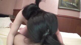 天然素人10mu-072820-01 玄関開けたら即性交