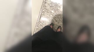 【麻花免费视频】【稀缺航空】2021最新@空姐兼职约炮 飞机上厕所丝袜诱惑Vol.2》高级空姐VIP群内流出 旗袍黑丝 白嫩美乳风情万种