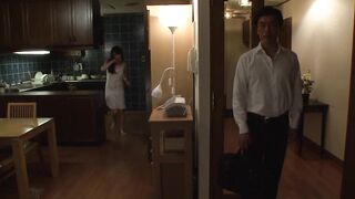 【麻花免费视频】肢体を跳ねさせ