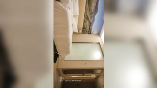 【麻花免费视频】【壹屌寻花】门票138，平面模特女神，温柔听话甜美配合，蜂腰翘臀貌美如花，连续输出快要被榨干