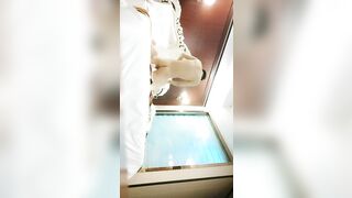 【麻花免费视频】【莱昂纳多探花】，约操漂亮小少妇，调教抠穴玩得不亦乐乎，风骚淫荡水声不断，娇喘连连物有所值