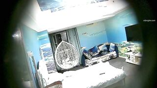 【麻花免费视频】【酒店偷拍❤️甄选】海洋主题套房❤️美团外卖小哥干美乳女友 没有点过硬的床上功夫别招惹性瘾强的女人 高清720P原版