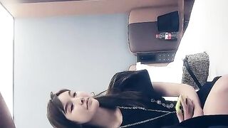 【麻花免费视频】赵总极品寻花深夜高素质外围妹，苗条身材大长腿一天三炮，深喉口交骑乘后入猛操，干的受不了按头口交