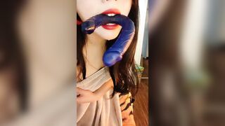 三姨太白嫩大美乳小肥逼好粉嫩