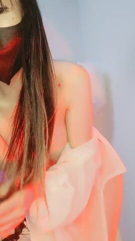 伊崽粉红色小嫩妹手指摸逼呻吟