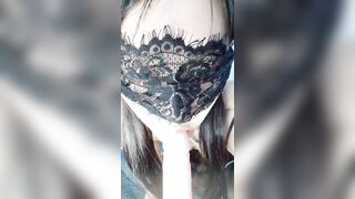 【麻花免费视频】水水很甜抽插小手揉奶，摸逼呻吟尖叫