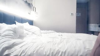 【麻花免费视频】约战美御姐大胸呼之欲出暧昧氛围拉满人气爆棚