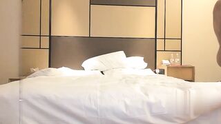 【麻花免费视频】约性感妹子舌吻摸奶调情口交大力猛操01