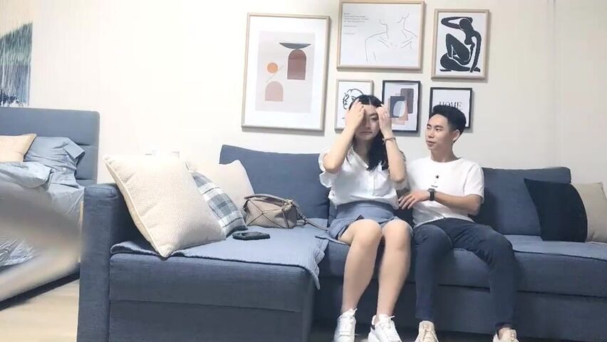 【麻花免费视频】约性感衬衣妹子啪啪穿上肉丝蹲着口交骑坐