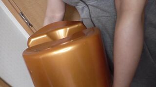 【麻花免费视频】帶著好色椅子來啦！ 中川貴子