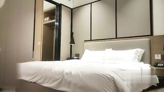 【麻花免费视频】壹屌探花白色外套妹子啪啪上位骑乘舔逼口交