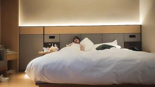 【麻花免费视频】极品白小纯高端外围幸亏妹子够单纯激情啪啪