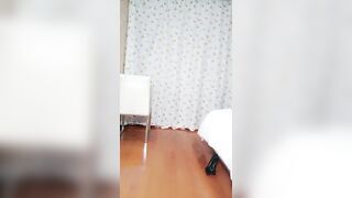 【麻花传媒视频】小少妇床上多体位蹂躏抽插浪叫抓着奶子射嘴