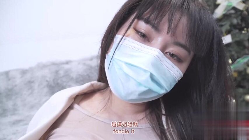【麻花免费视频】身穿丝袜和高跟鞋的女邻居来我家色诱