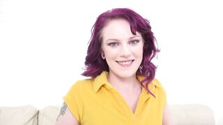 【麻花免费视频】亮的雷蒙娜·玛丽完成了她的第一次高潮