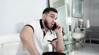 【麻花免费视频】大咪咪的妻子金发美女被拍到与年轻鸡巴的性爱上位