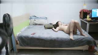 【麻花免费视频】苗条睡衣小姐姐笔直美腿浑圆翘臀白皙性感操穴