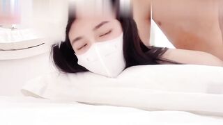 【麻花免费视频】清纯学妹同学老师眼中的乖乖女私下超级反差