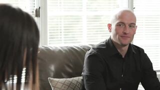 【麻花免费视频】我的丈夫希望我与其他男人操我菊花