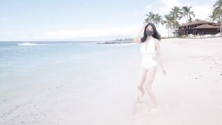 【麻花免费视频】“夏日回忆 ”性感泳装无套爆操姐姐的白虎嫩穴