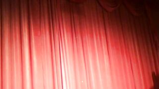 【麻花免费视频】偏远乡镇草根艳舞团小剧场载歌载舞不健康裸舞表演