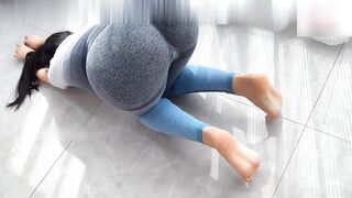 【麻花免费视频】哥们的老婆趁着他外地出差主动上门勾引我