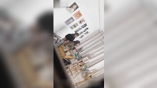 【麻花免费视频】校园新瓜！烟台科技学院画室doi事件！情侣画室做爱被偷拍！