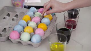 【麻花免费视频】男友与罗莎琳·斯芬克斯赢得复活节三人行