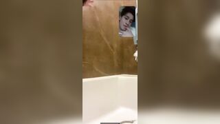 【麻花免费视频】新加坡富二代和女友私密视频2