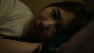 【麻花免费视频】姐姐给我下面吃，我却想吃她下面，趁换衣服强上这就是对姐姐的爱