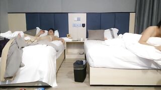 【麻花免费视频】河北真实换妻，看到老婆被操的高潮十分兴奋！