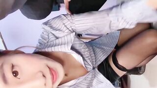 【麻花免费视频】黑丝美腿尤物，站立后入内射