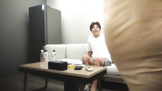 【麻花免费视频】【经典佳作】高颜巨乳人妻换上黑丝情趣装，结尾主动接受口爆